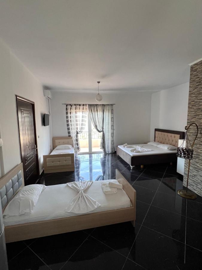 Vila Flavin 1 Ksamil Luaran gambar